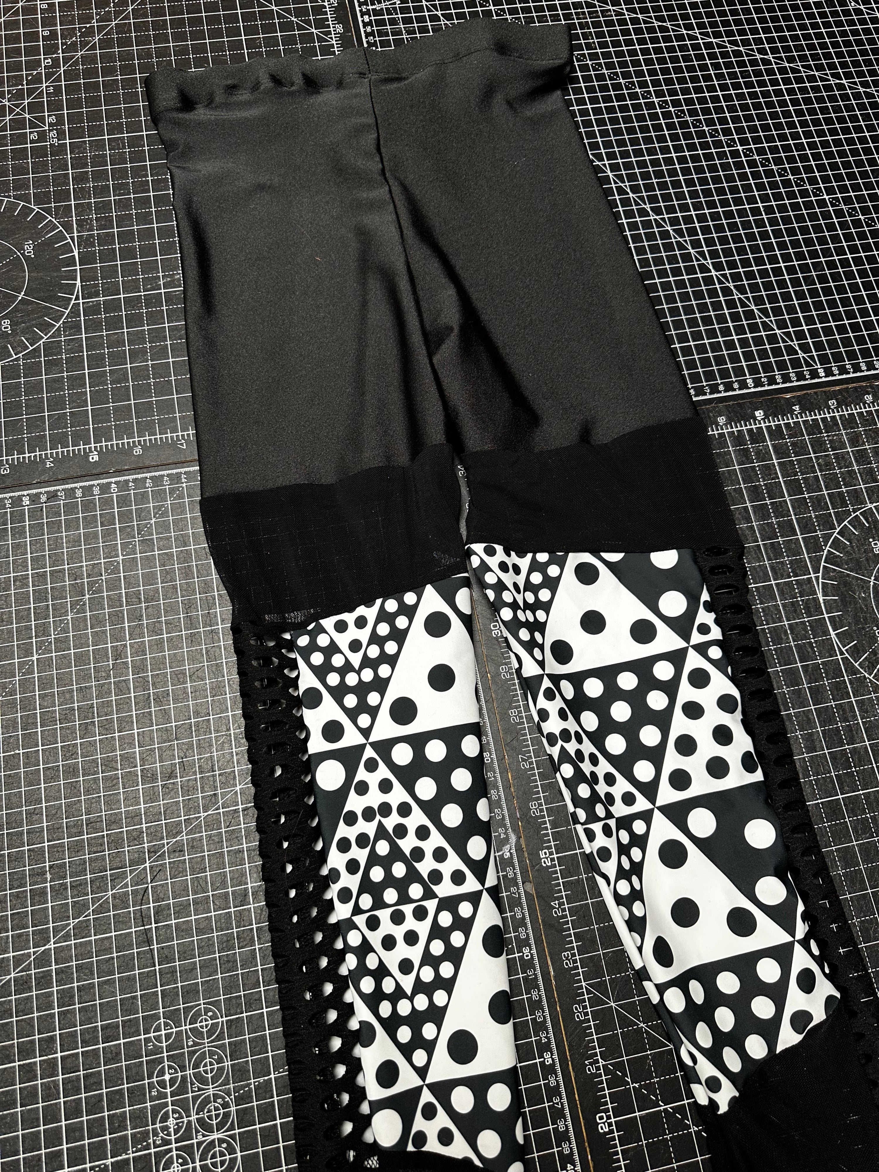 Polka X Mesh Panelled Leggings (XS)