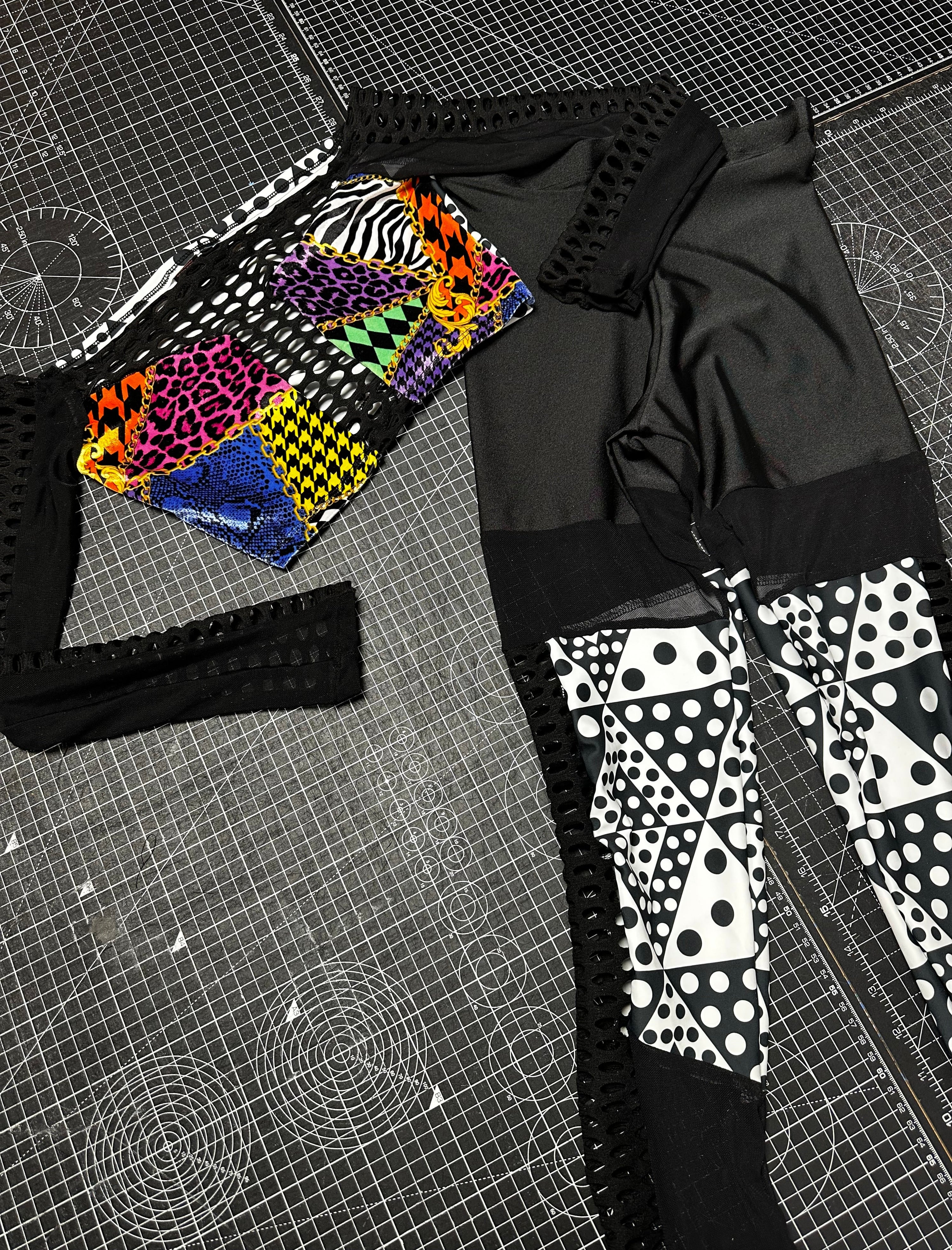 Polka X Mesh Panelled Leggings (XS)