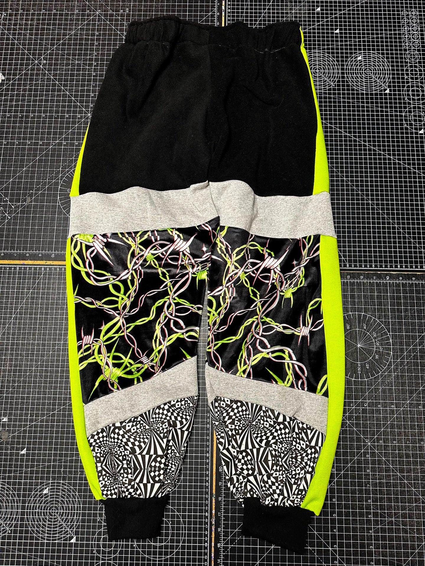 Grey X Hiccup Barbed Wire Tracksuit Bottoms (M)